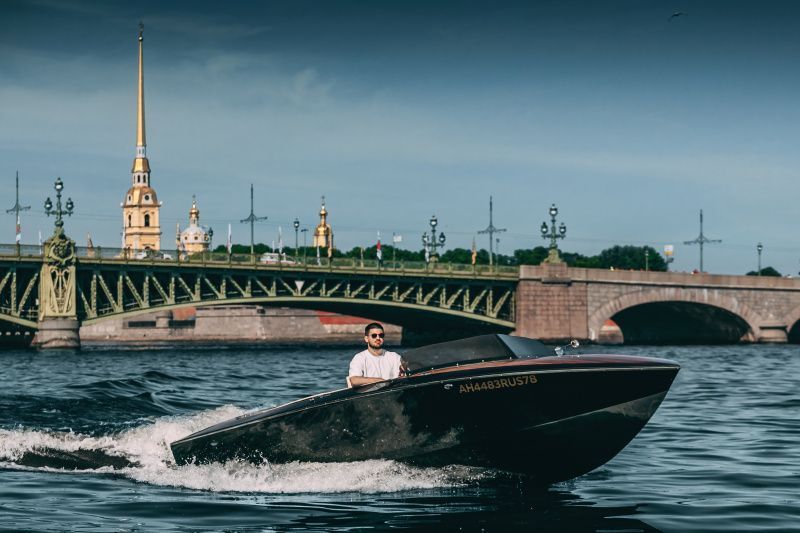 Аренда катера Линель