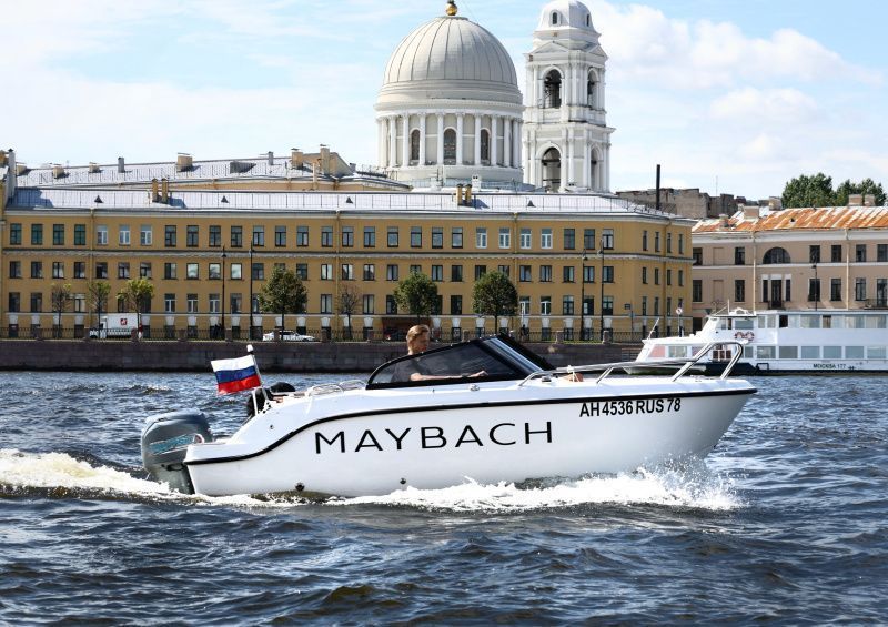 Аренда катера Майбах