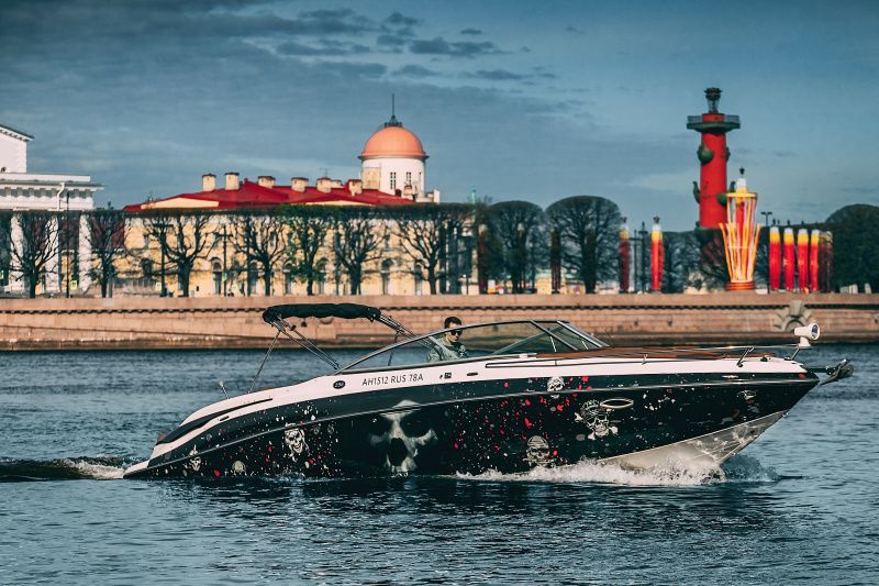 Аренда катера Босс